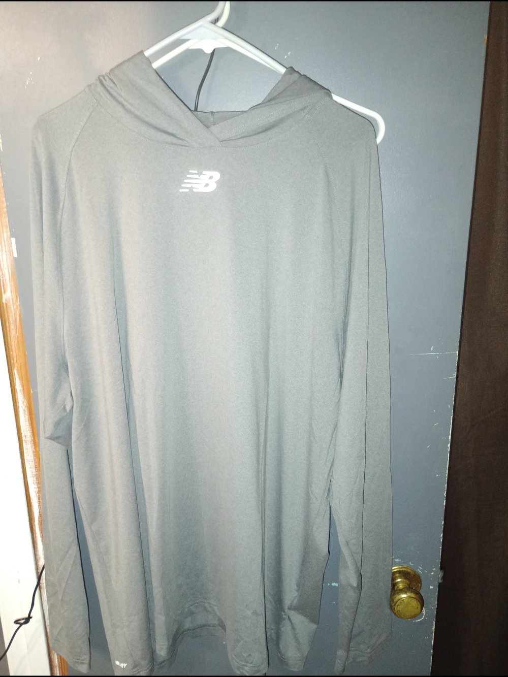New Balance Men's Long Sleeve Hooded Tee in Gray